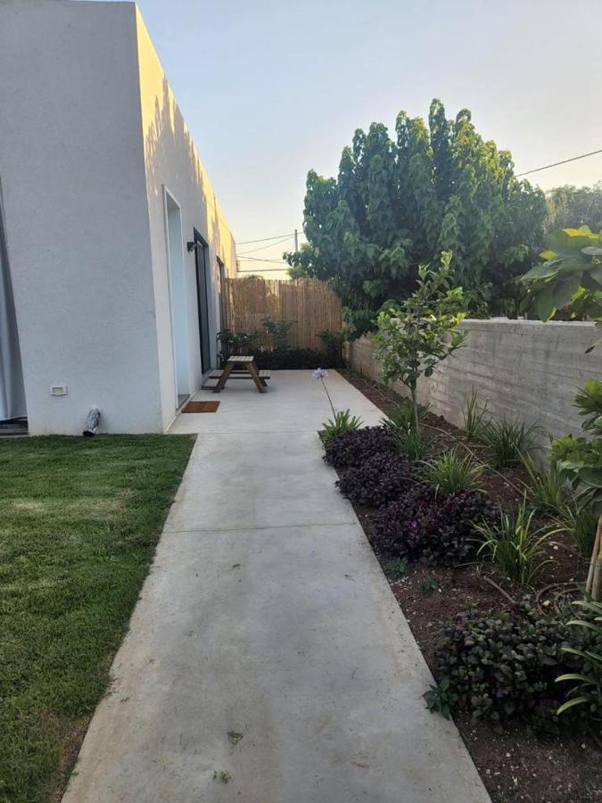 סוויטה פרטית ברמת צבי Hotel Exterior foto